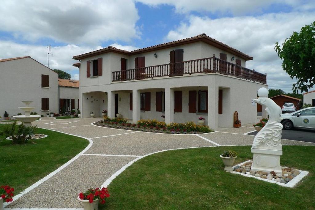 Chambres D'Hotes Mazurier Cozes Екстериор снимка